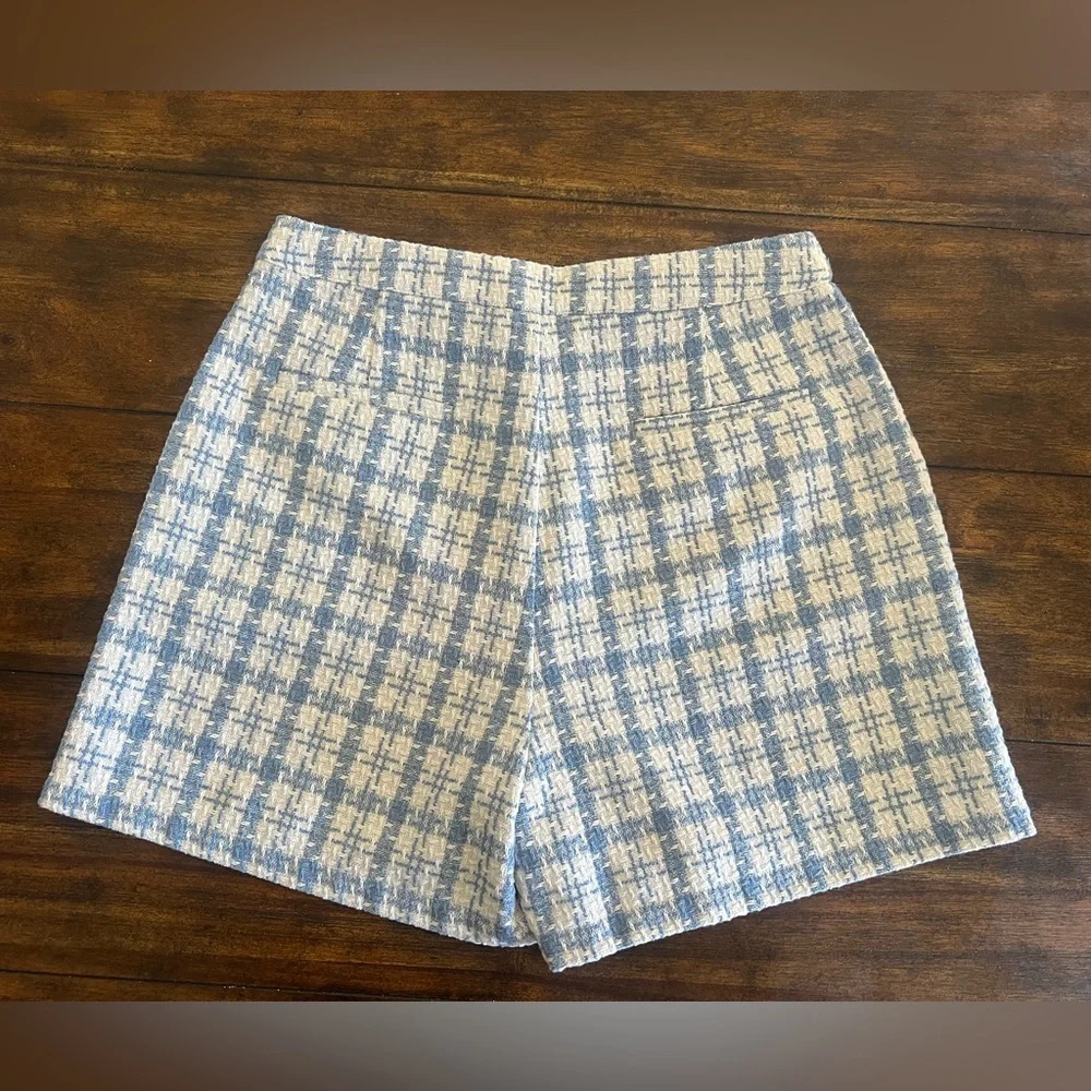 ACOA‎ high-waisted tweed with a blue and white plaid pattern Size L